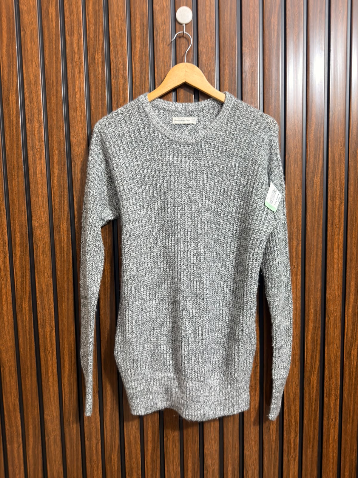 Chest extra small  baggy style  Lenght 29 Branded Western Womens Sweater