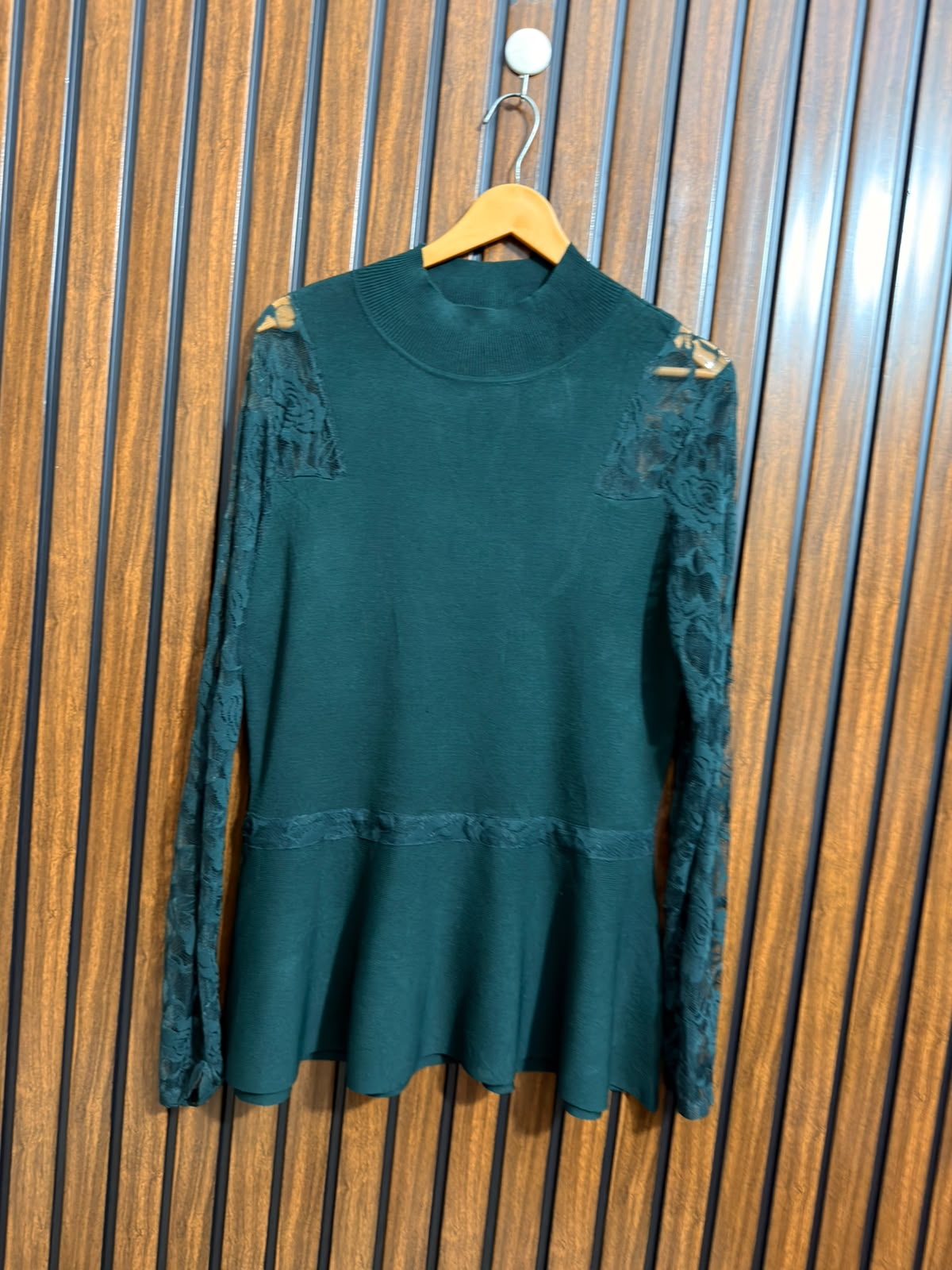 Chest 22  Lenght 30 Womens Daily Winter Top