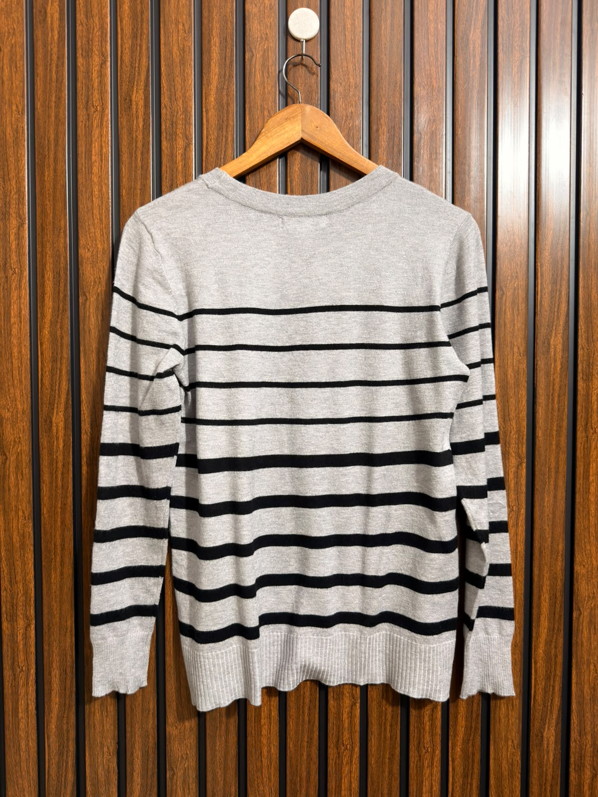 Chest 21  Lenght 25 Ladies Winter Top