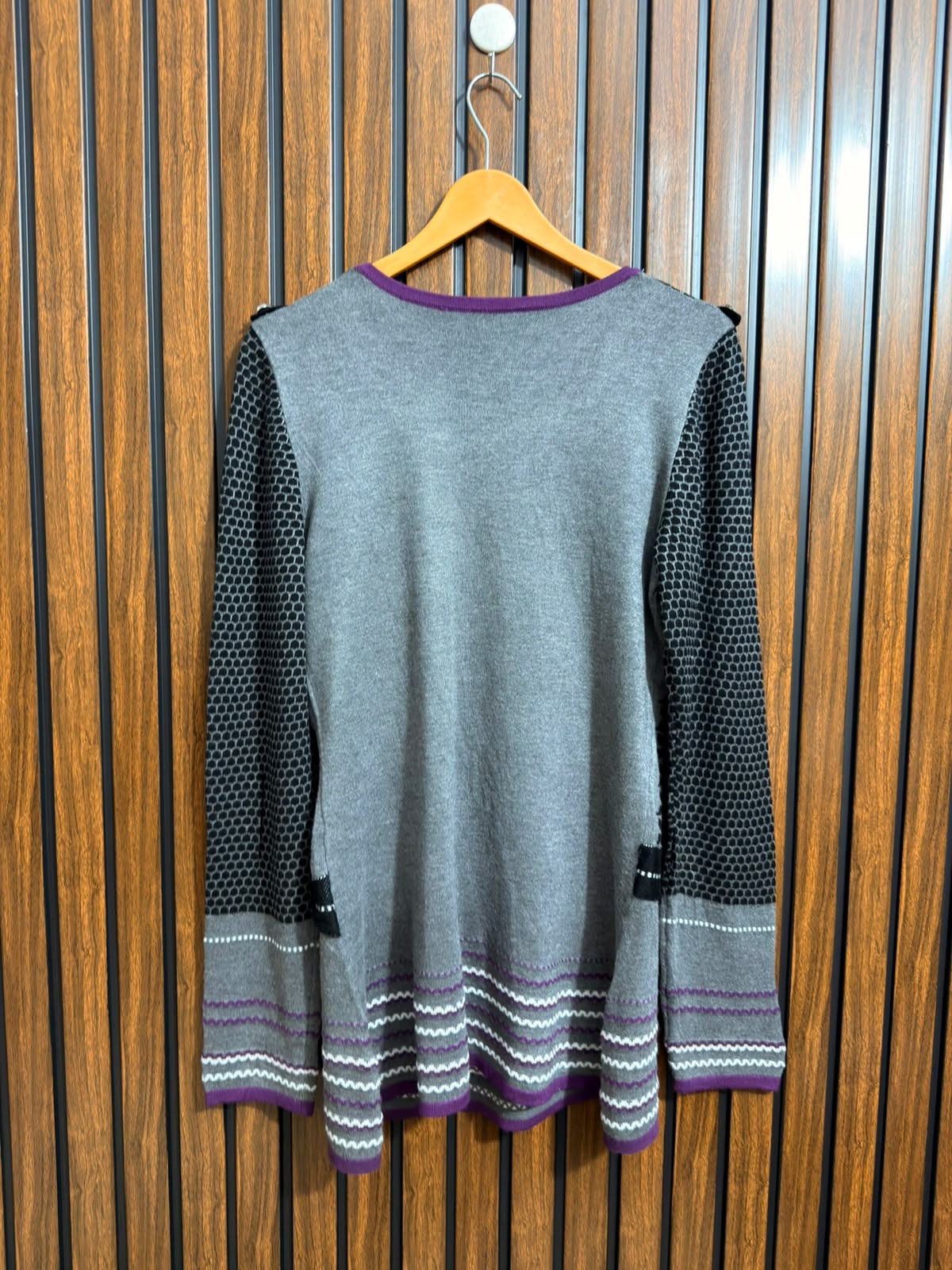 Chest 21  Lenght 30 Womens Basic Wear