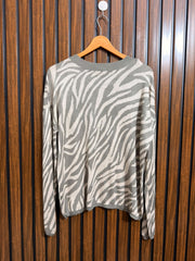 Chest large  baggy style  Lenght 26 Western Essential Top