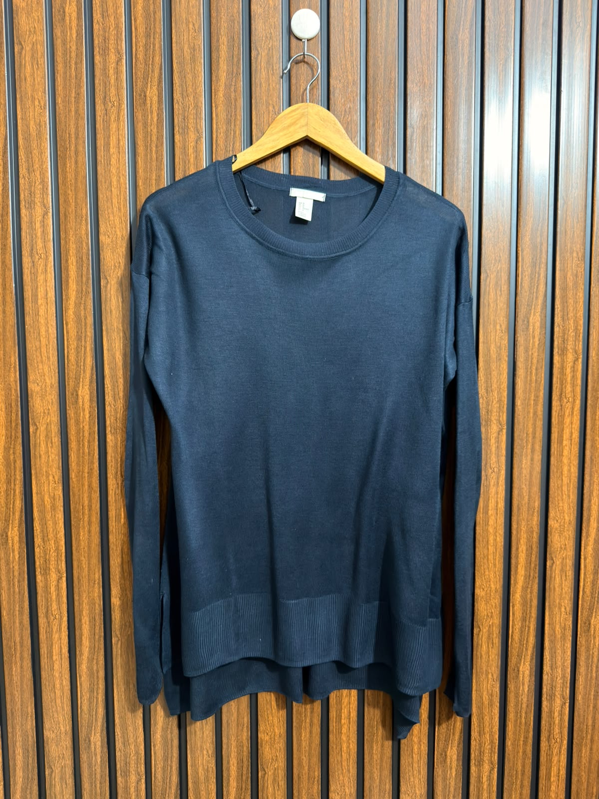 Chest medium  baggy style  Lenght 27 to 31 Womens Simple Winter Top