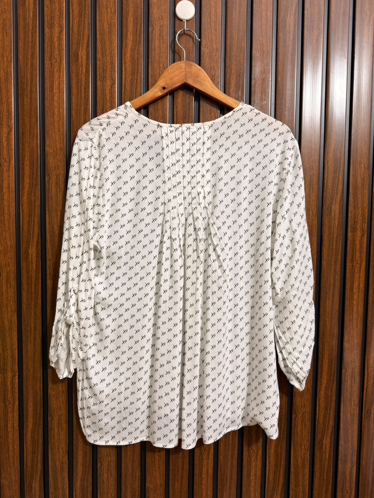 Chest small  baggy style  Lenght 26  Fabric rayon Western Ladies Collection
