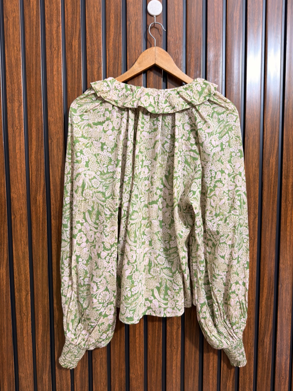 Chest 20  Lenght 24  Fabric cotton Ladies Sleeve Wear