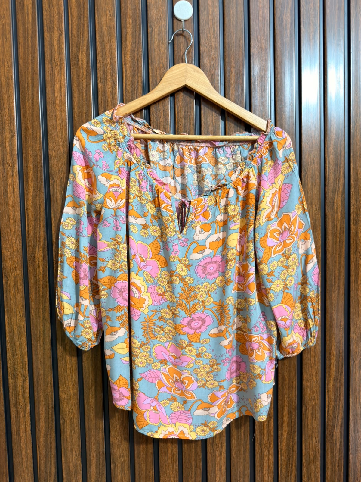 Chest 21  Lenght 24  Fabric linen Western Womens Full Sleeve Top