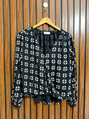 Chest 19  Lenght 21 to 24  Fabric linen Full Sleeve Top for Women