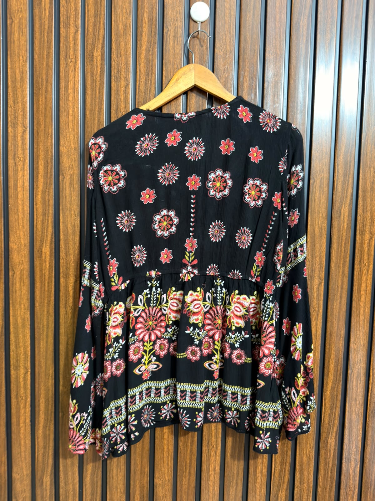 Chest small  Lenght 26  Fabric rayon Full Sleeve Womens Wear