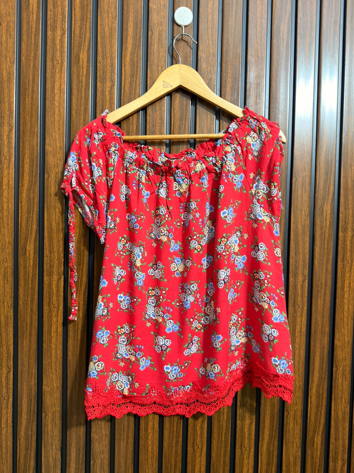 Chest 21  Lenght 24  Fabric linenBranded Summer Half Sleeve Top