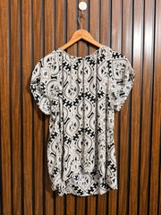 Chest 21  Lenght 25  Fabric linen Ladies Basic Half Sleeve Top
