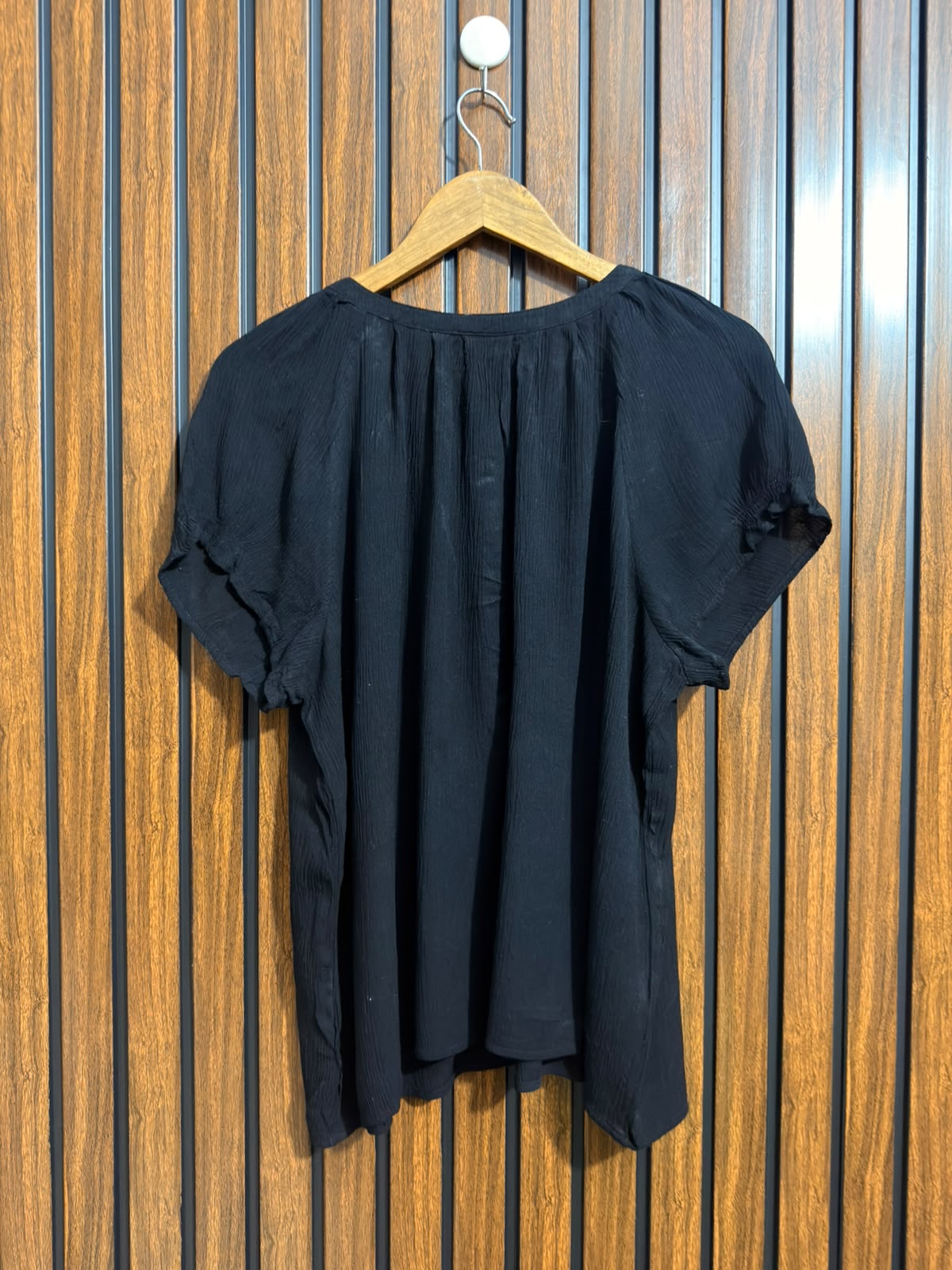Chest 22  Lenght 24  Fabric rayon Wear Half Sleeve Top