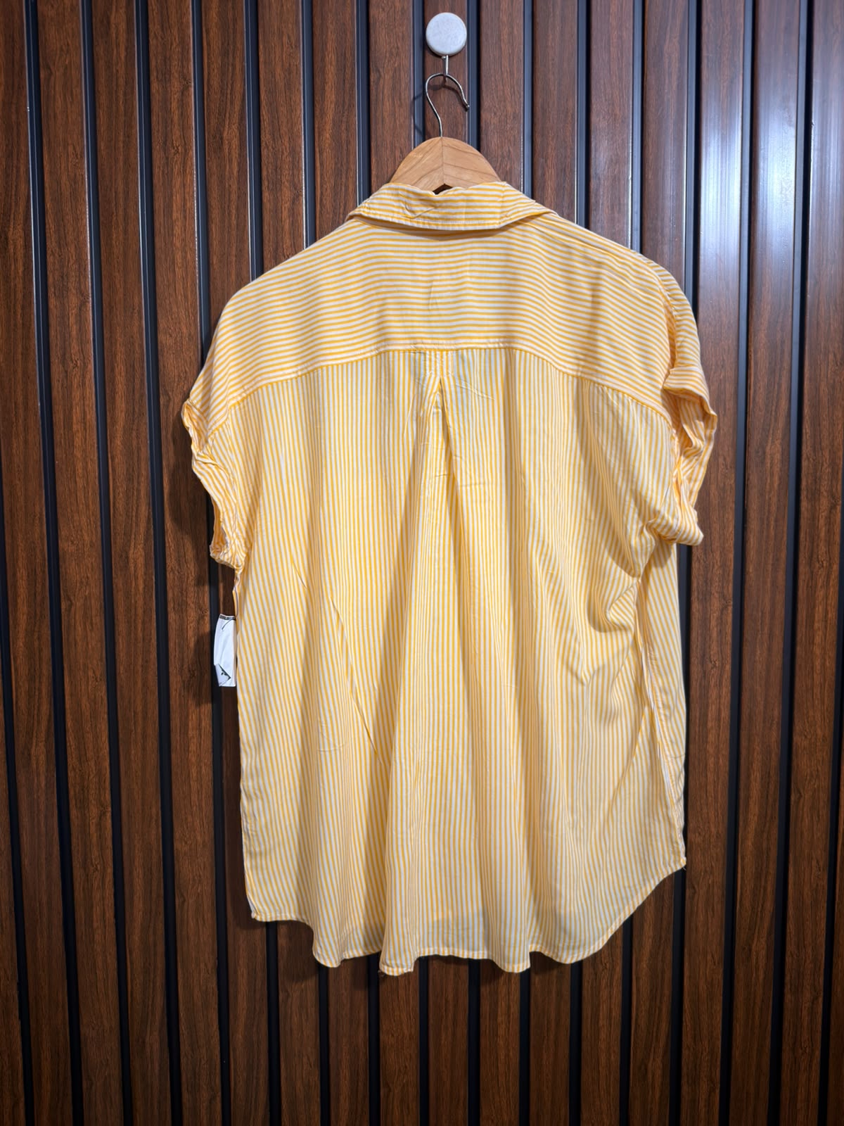 Chest 21  Lenght 27  Fabric linen Western Basic Half Sleeve Top