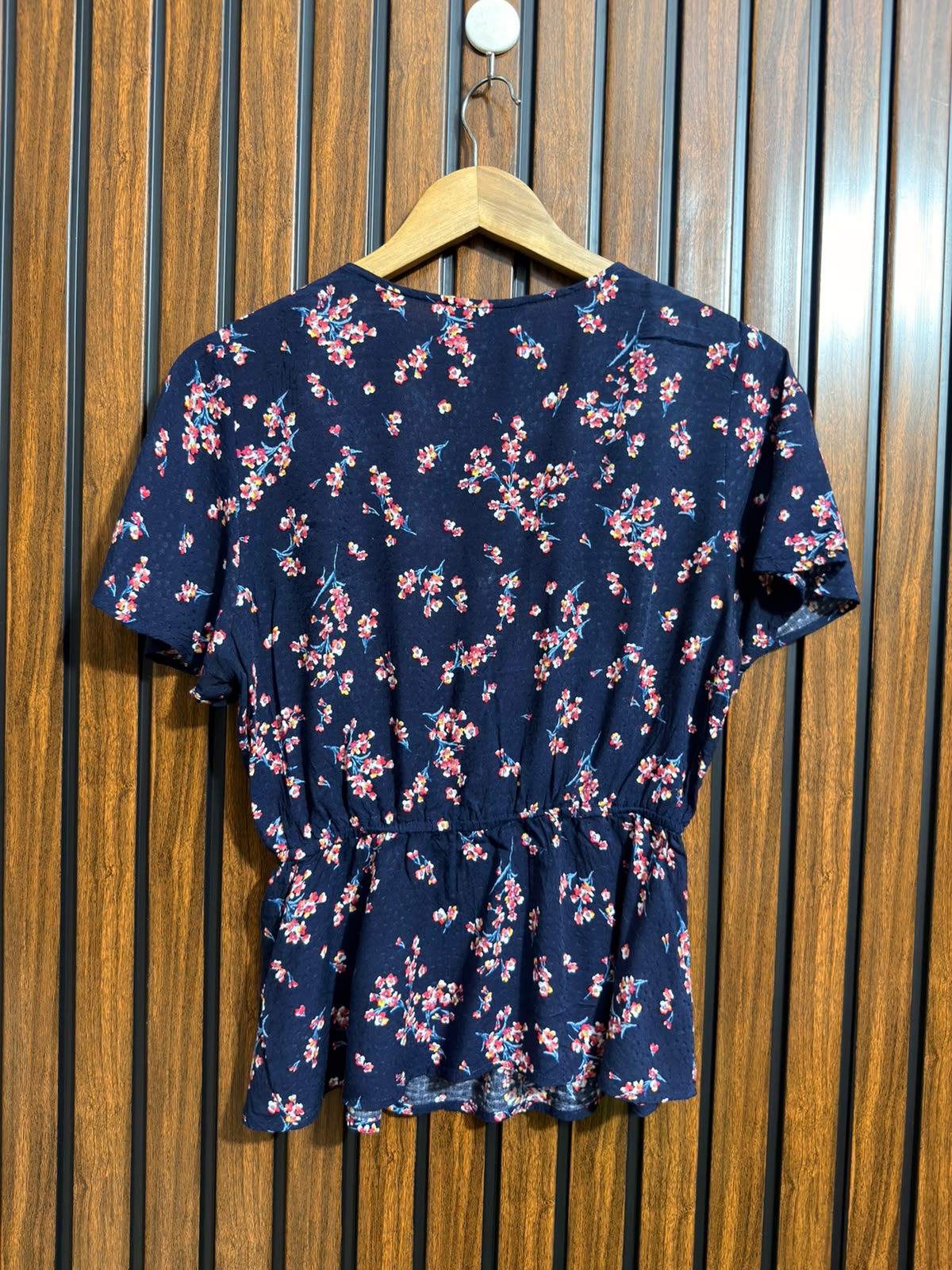 Chest 18  Lenght 23  Fabric linen Branded Everyday Half Sleeve Top