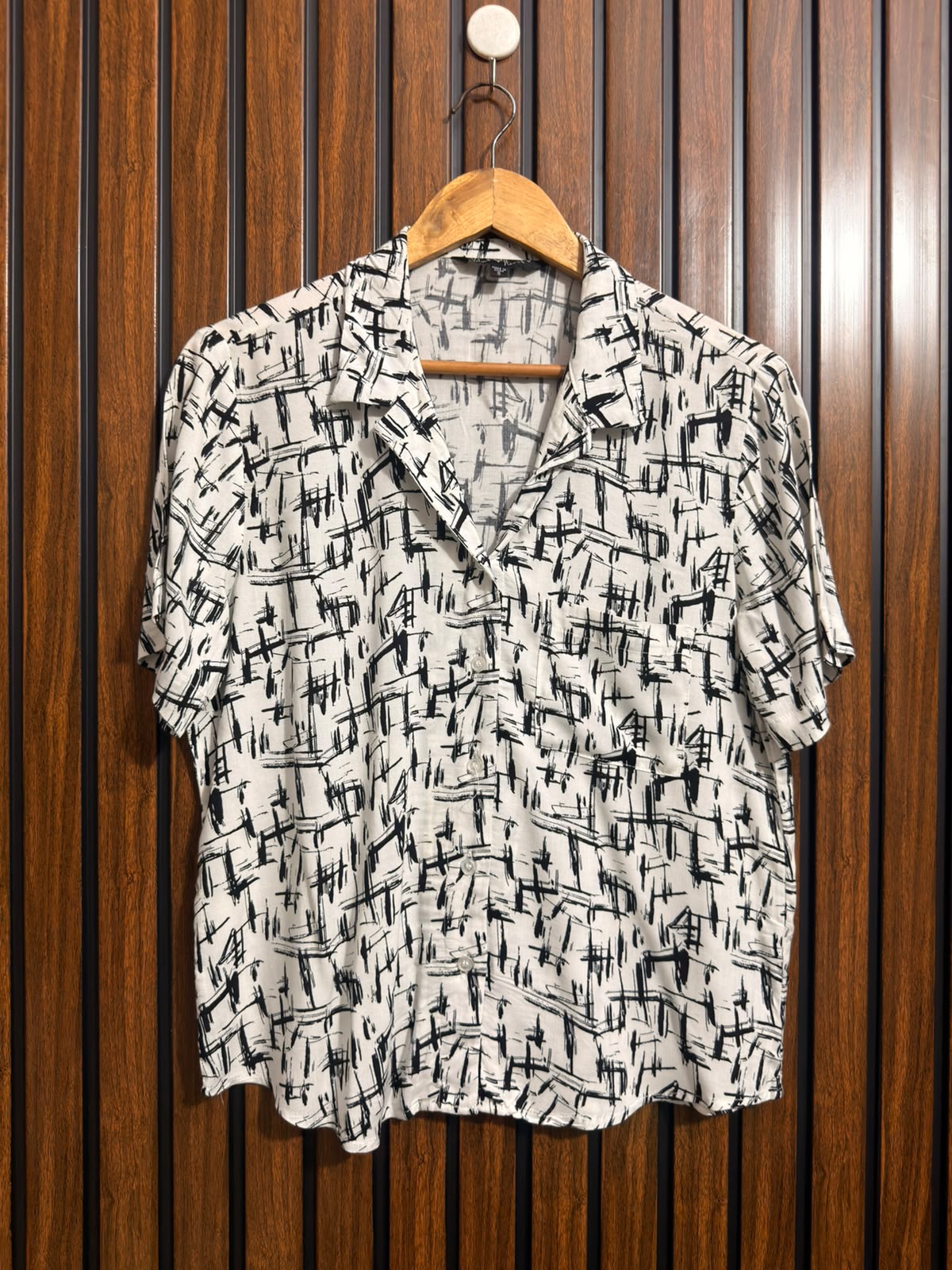 Chest 19  Lenght 24  Fabric linen Womens Half Sleeve Topd