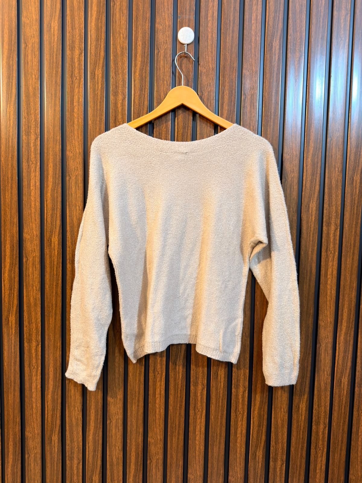 Chest 20  Lenght 21  Western Branded Womens Rabbit Wool Sweater Range