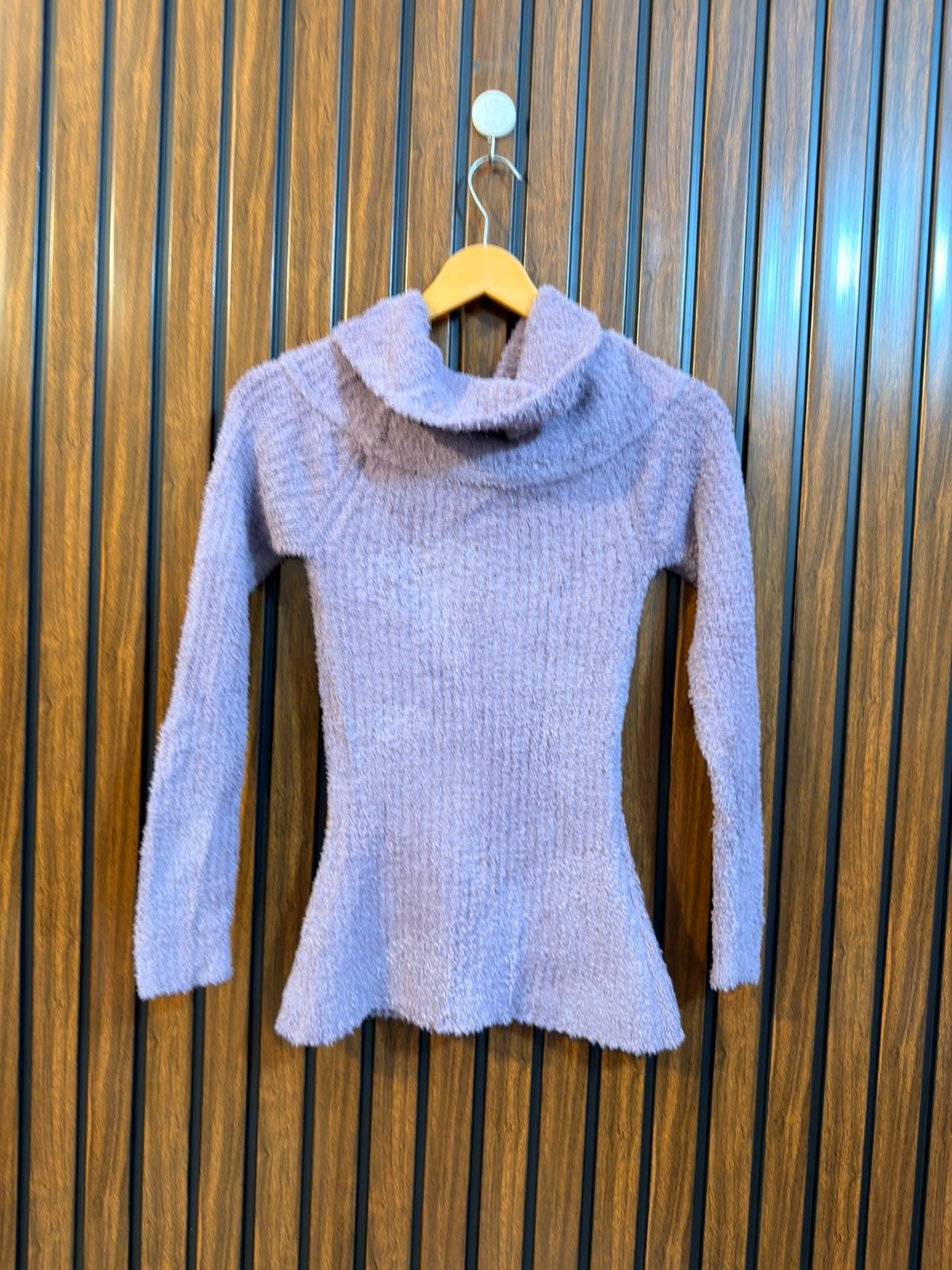 Chest 16  Lenght 24 Western Branded Womens Rabbit Wool Sweater Wear