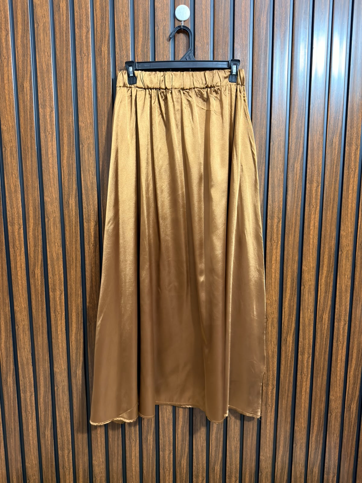 Waist 30  Lenght 38  Fabric silk Imported Western Skirt
