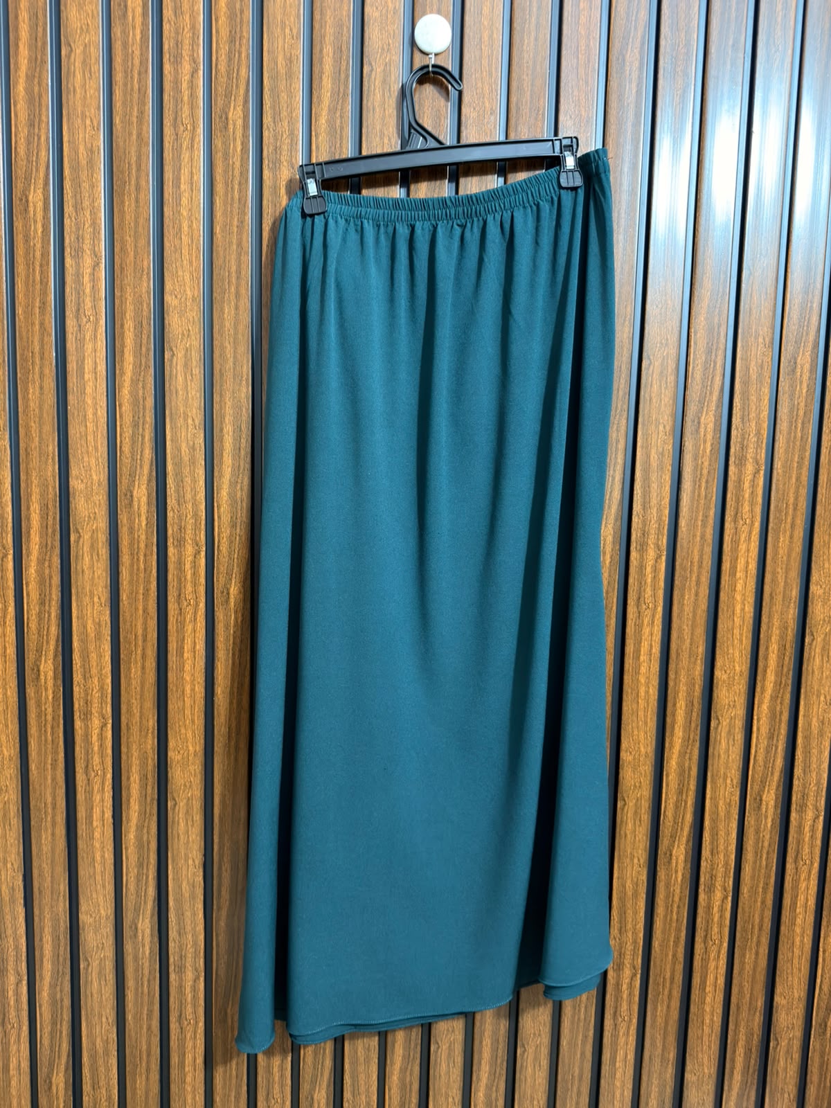 Waist 42  Lenght 37  Fabric rayon Womens Imported Skirt