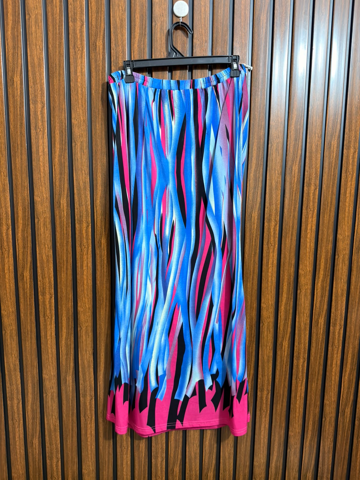 Waist 36  Lenght 40  Fabric silk jersey Western Wear Womens Skirt