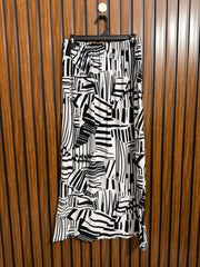 Waist 34  Lenght 39  Fabric silk jersey Branded Ladies Skirt