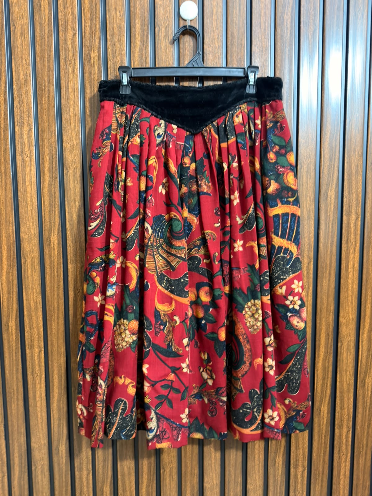Waist 34  Lenght 31  Fabric cotton silk Western Brand Skirt