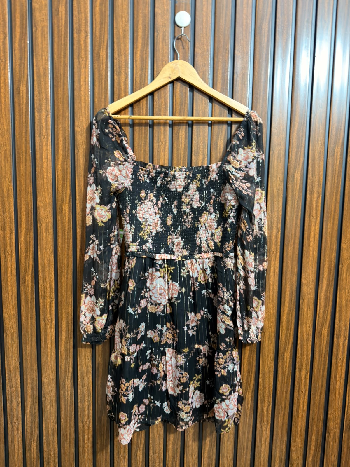 Chest large  Lenght 33  Fabric chiffon Ladies Western Long Top