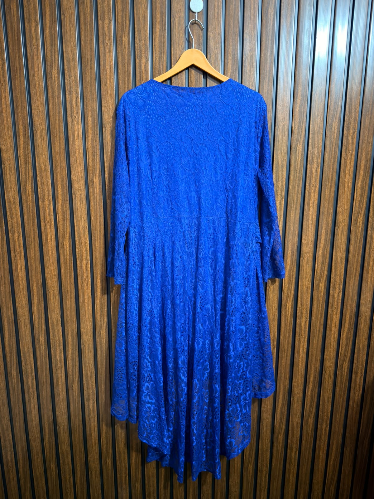 Chest 22  Lenght 37 to 52  Fabric net Western Long Top