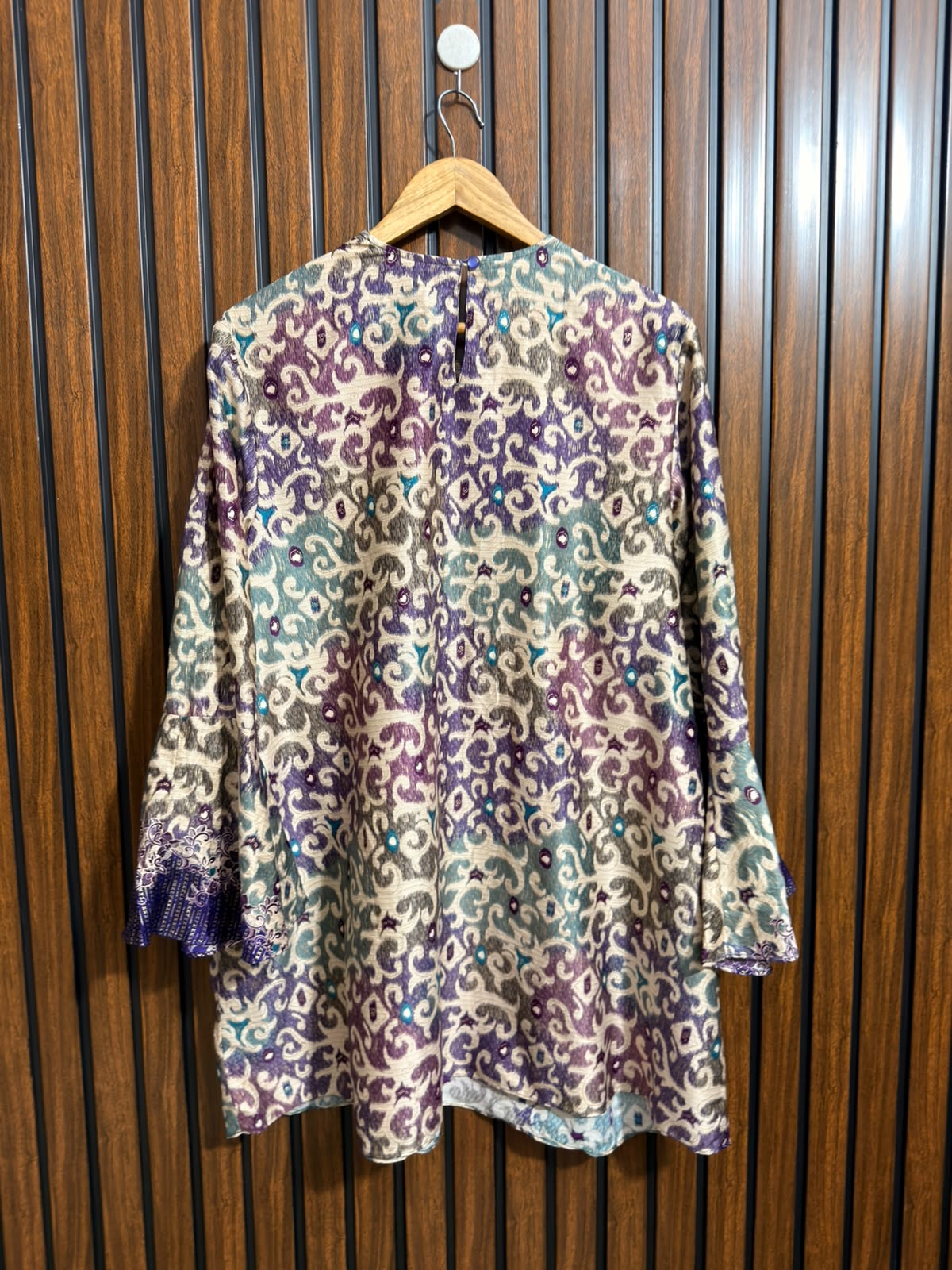 Chest 21  Lenght 33  Fabric silk Branded Womens Top