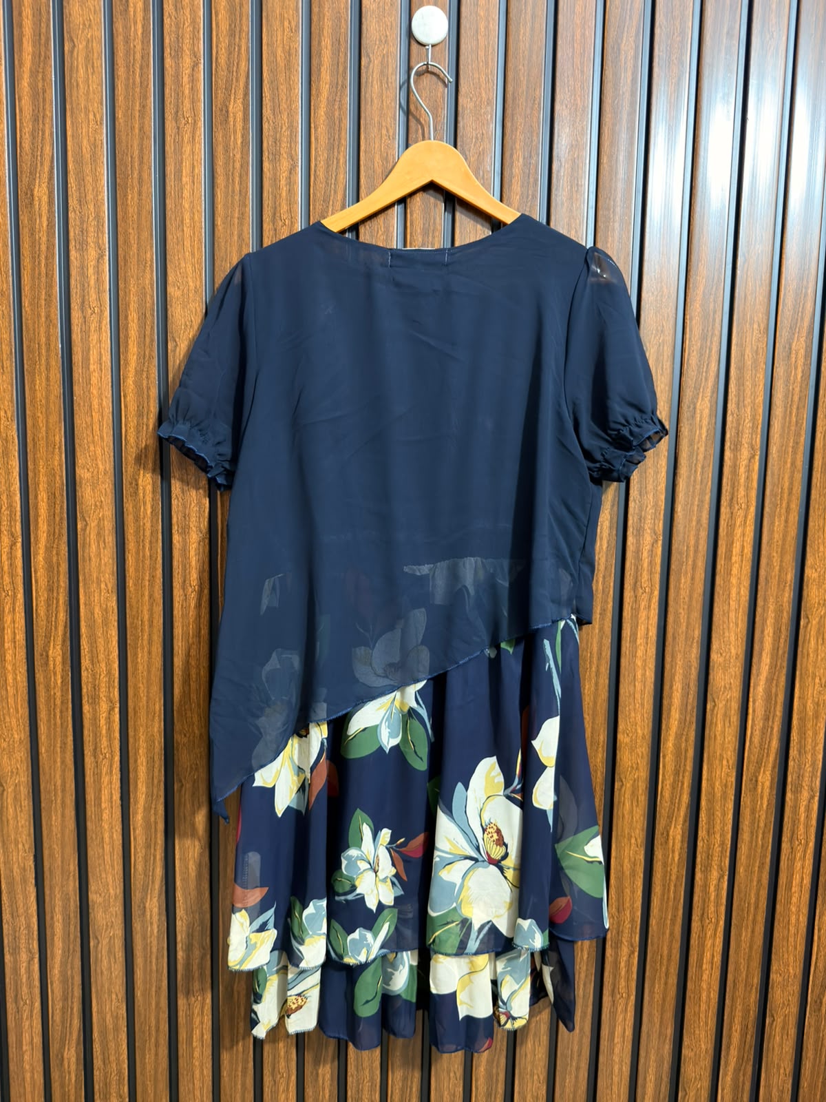 Chest 19  Lenght 35  Fabric chiffon Womens Western Long Top Wear