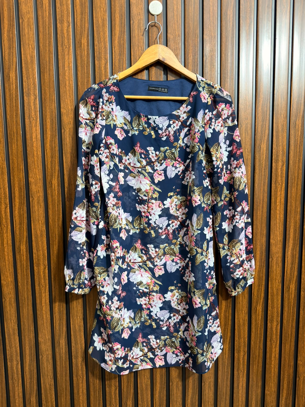 Chest 17  Lenght 33  Fabric chiffon Ladies Western Branded Top
