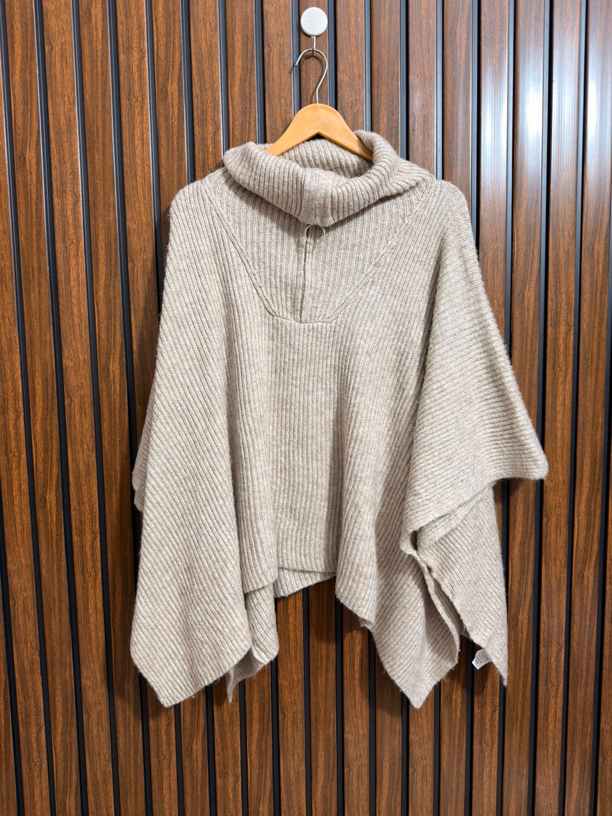 Western Branded Womens Ponchos Wear