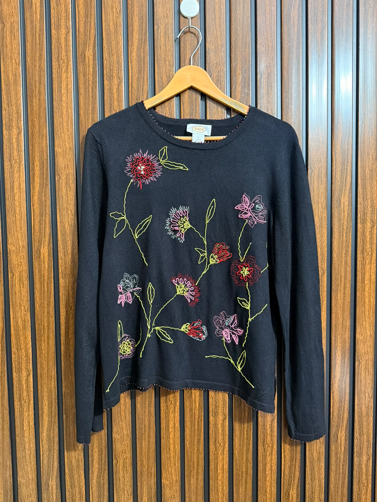 Chest 20  Lenght 22 Branded Sweater