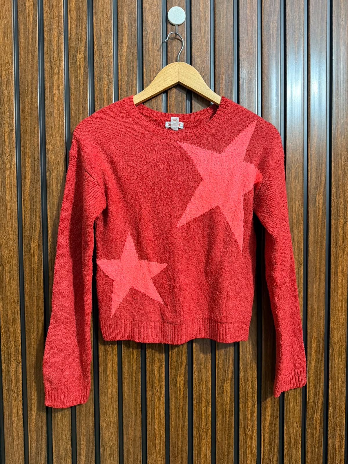 Chest 17  Lenght 19 Branded Sweater Range
