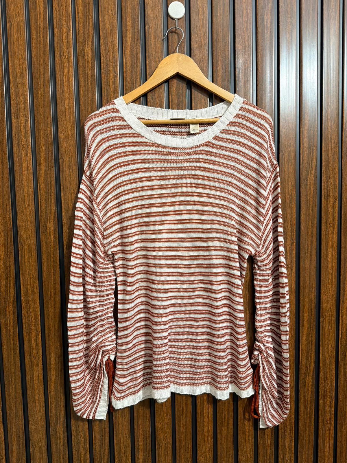 Chest 20  Lenght 27 Womens Sweater Outfit