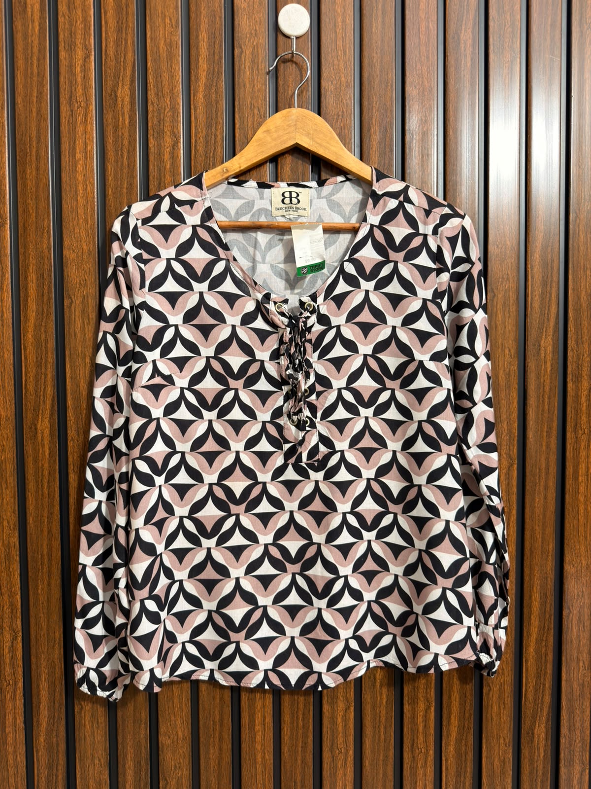 Chest 18  Lenght 23  Fabric linen Western Branded Full Sleeve Top
