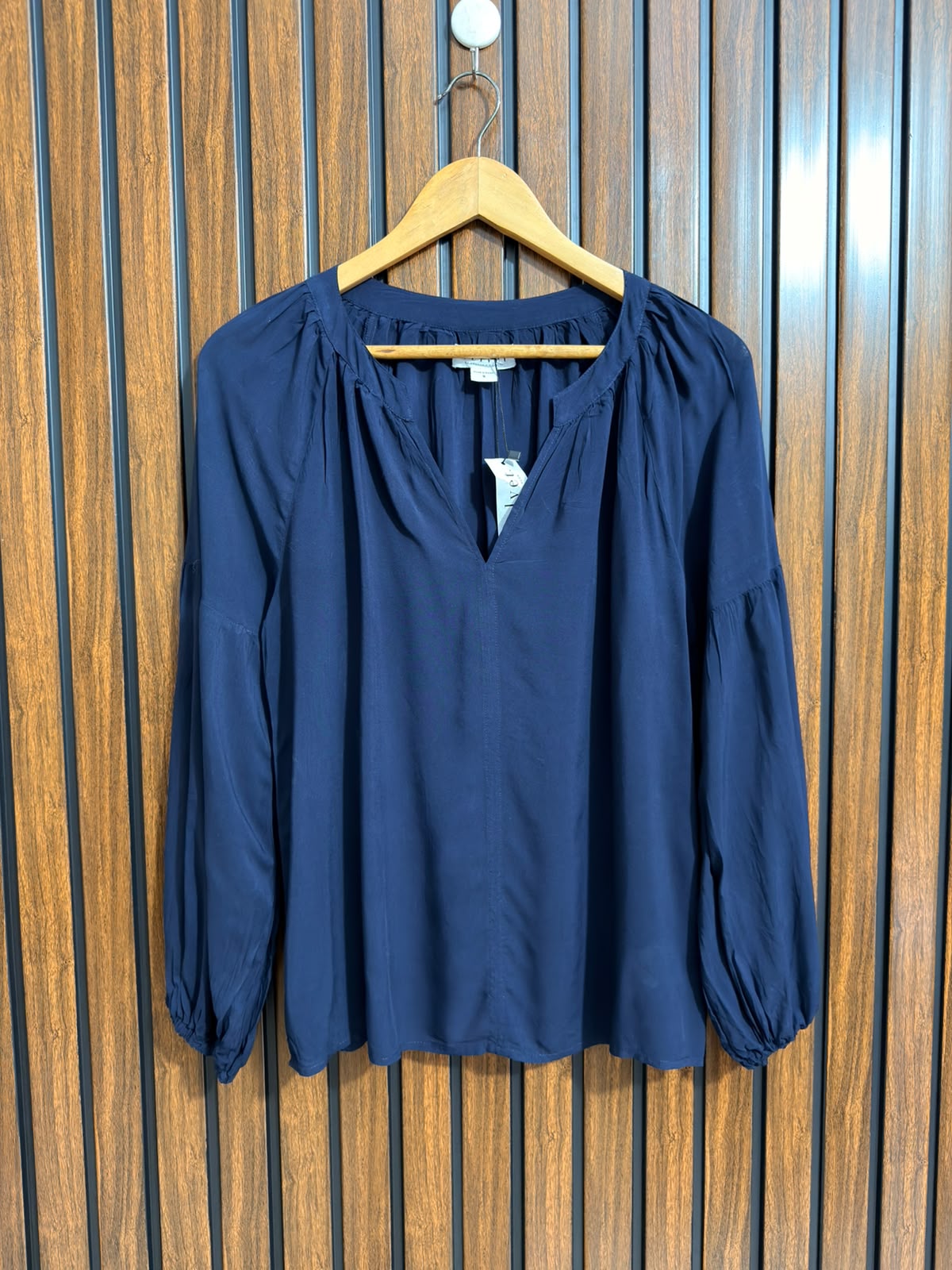Chest 17  Lenght 19 to 21  Fabric Rayon Western Branded Sleeve Top