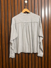 Chest small  baggy style  Lenght 23  Fabric linen Branded Womens Full Sleeve Top