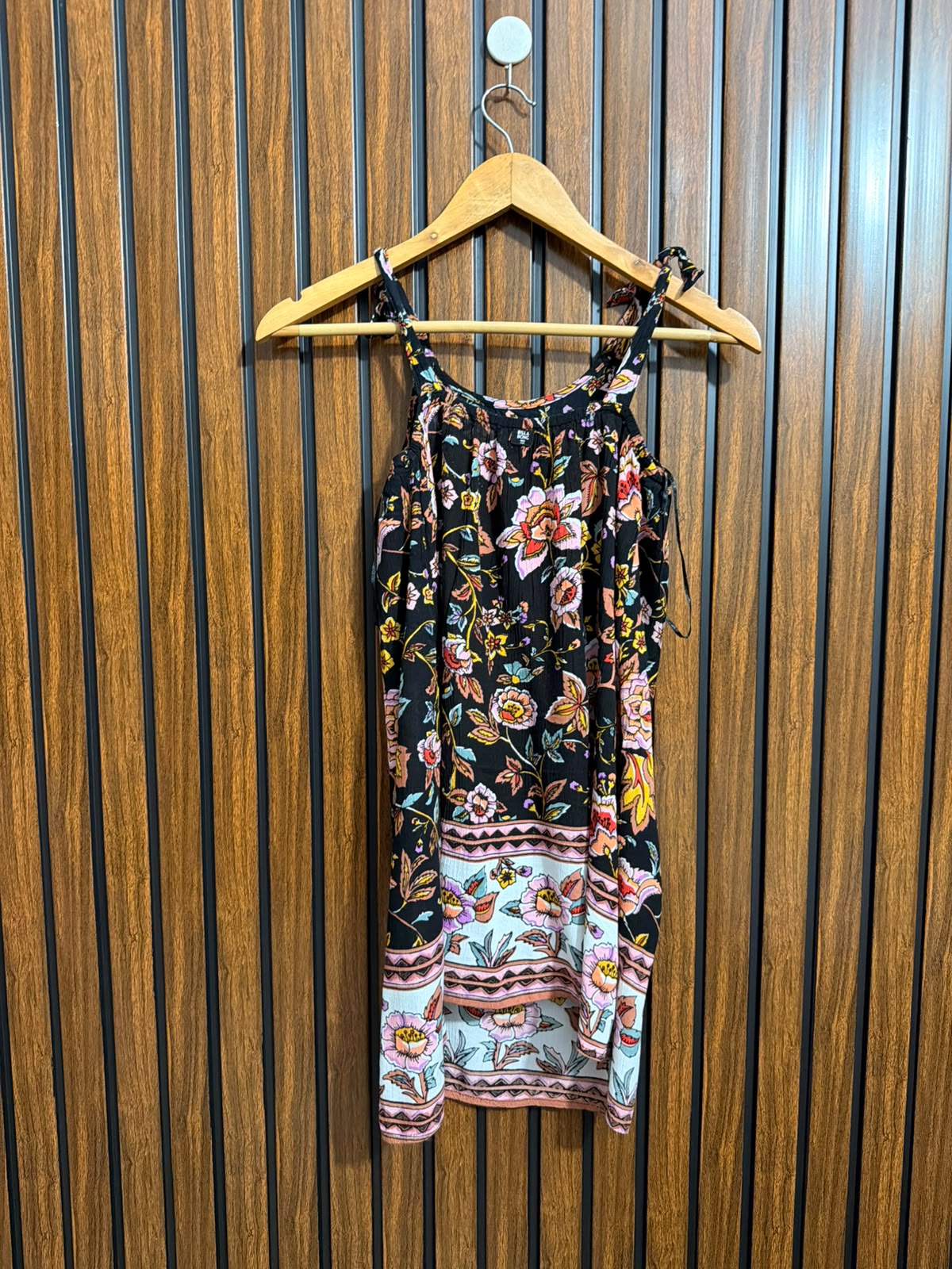 Chest 16  Lenght 29  Fabric cotton Ladies Western Sleeveless Top