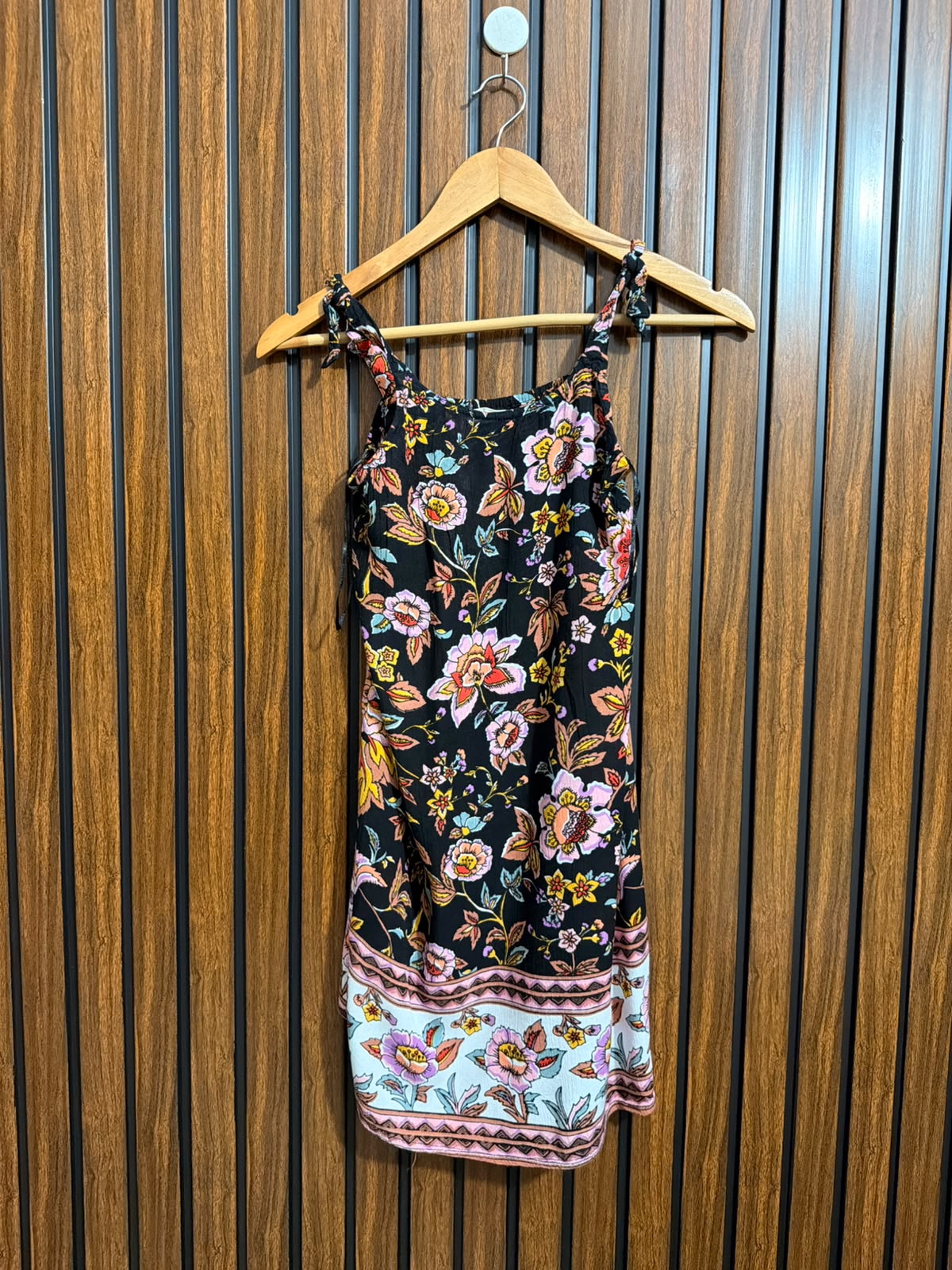 Chest 16  Lenght 29  Fabric cotton Ladies Western Sleeveless Top