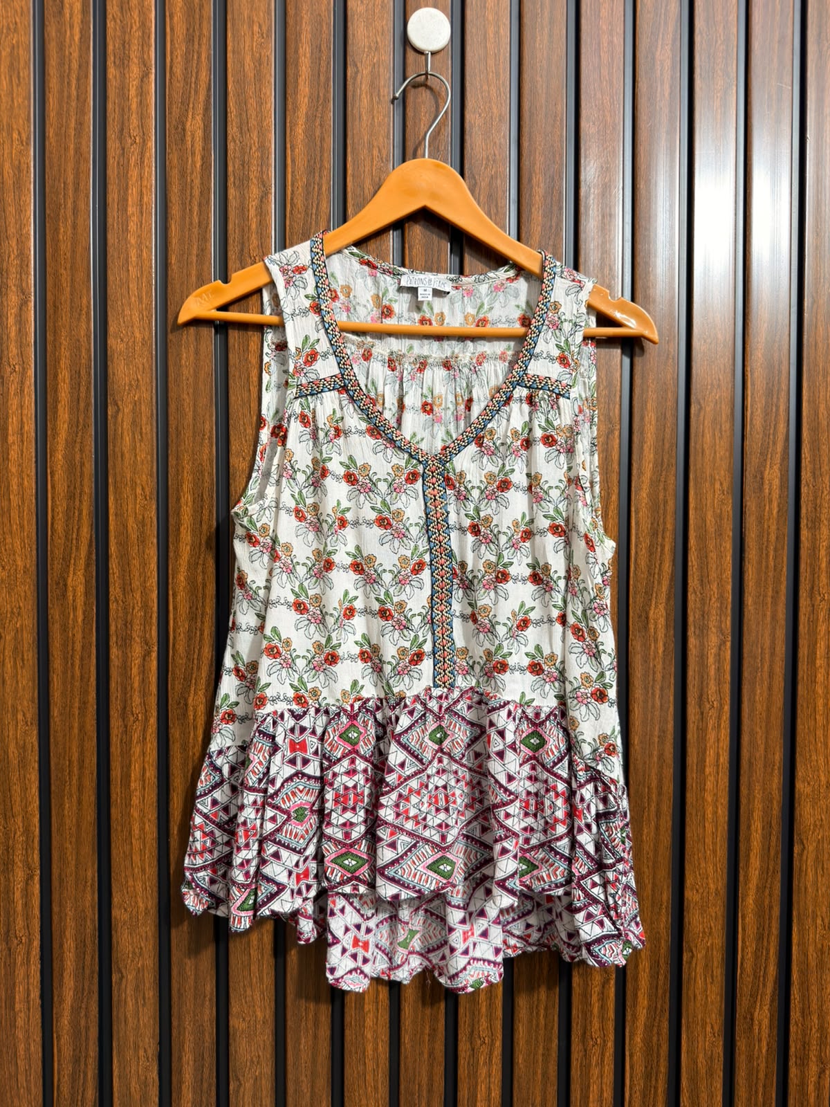 Chest 20  Lenght 22 to 24  Fabric cotton Womens Sleeveless Top