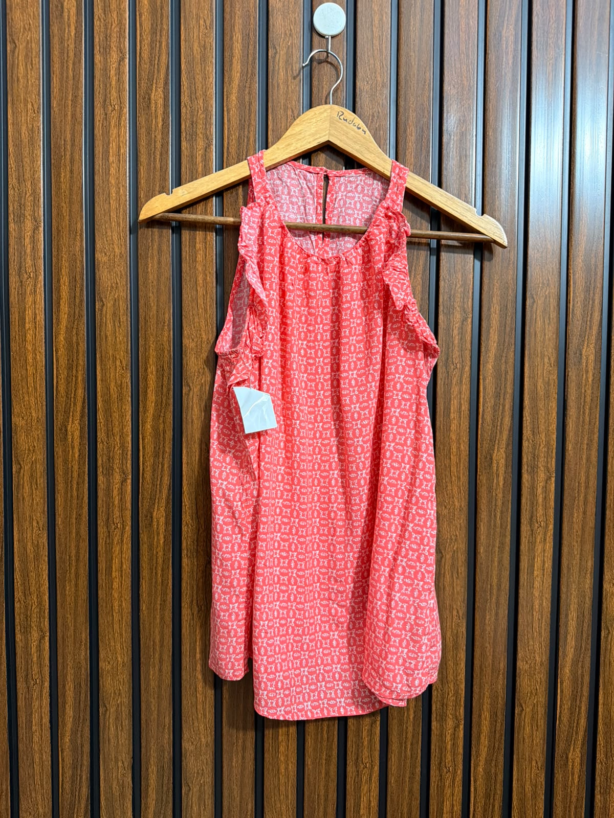 Chest 18  Lenght 24  Fabric linen Western Womens Sleeveless Wear