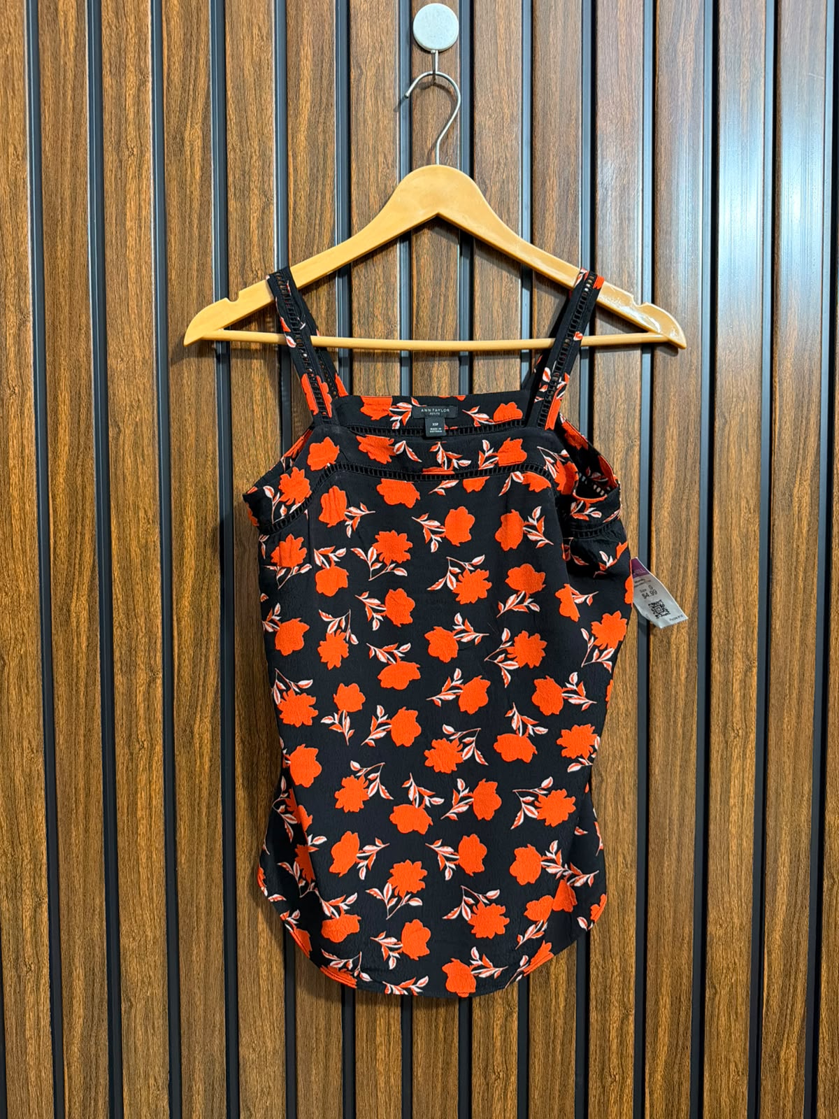 Chest 15  Lenght 21  Fabric Georgette Womens Branded Sleeveless Tops