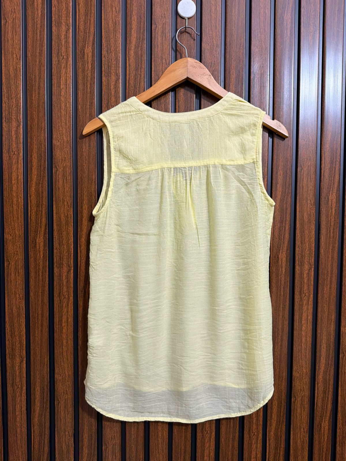 Chest 17  Lenght 24 to 26  Fabric Georgette Branded Sleeveless Tops