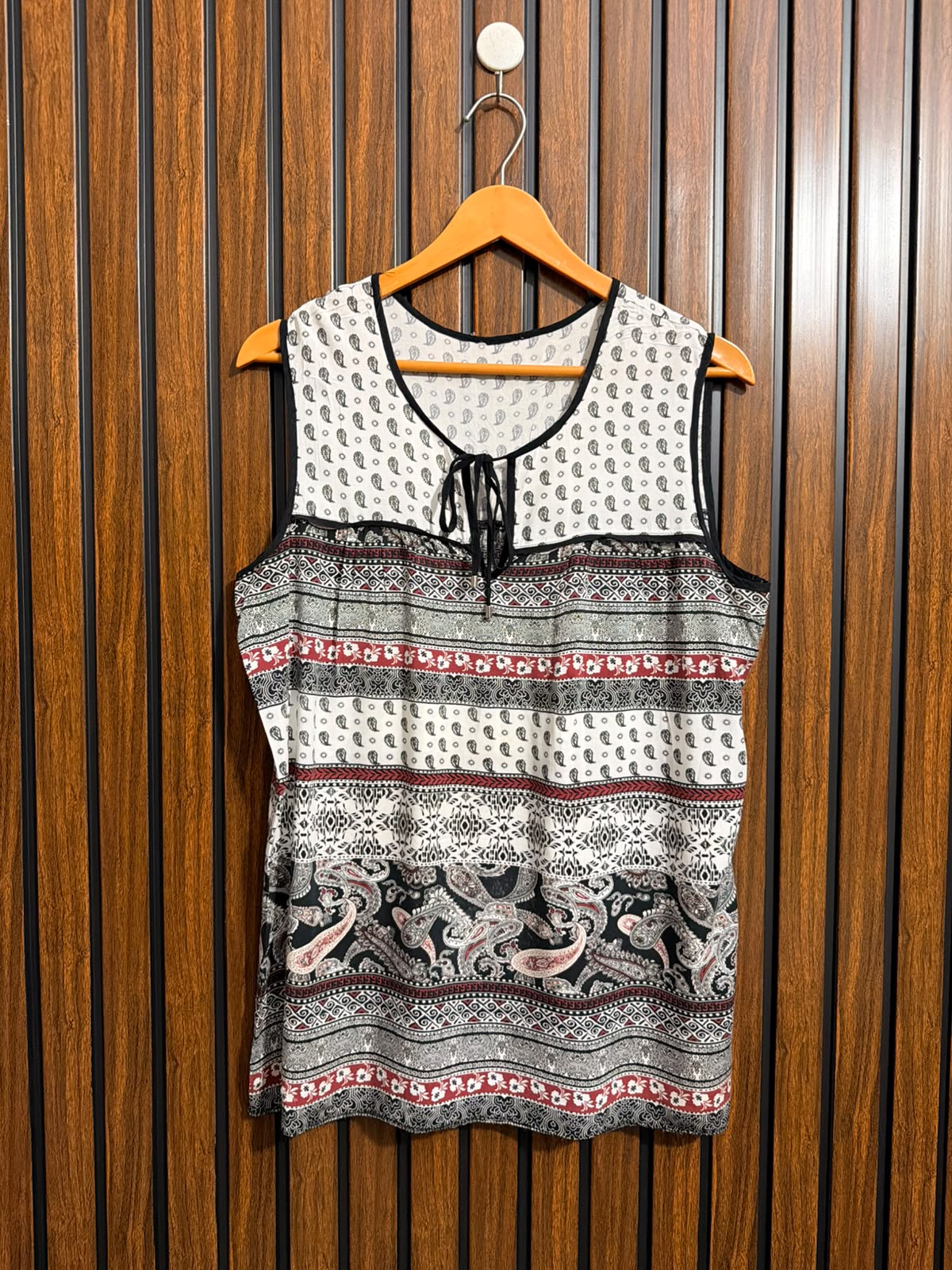 Chest 19  Lenght 26  Fabric linen Western Womens Sleeveless Tops