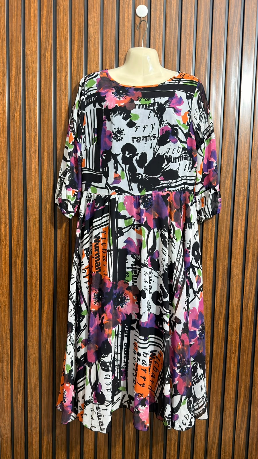 Chest 21  Lenght 47   Fabric chiffon Branded Womens Long Maxi