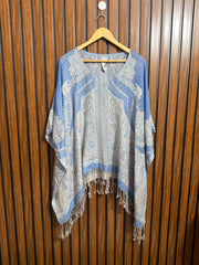 Womens Poncho Outfit