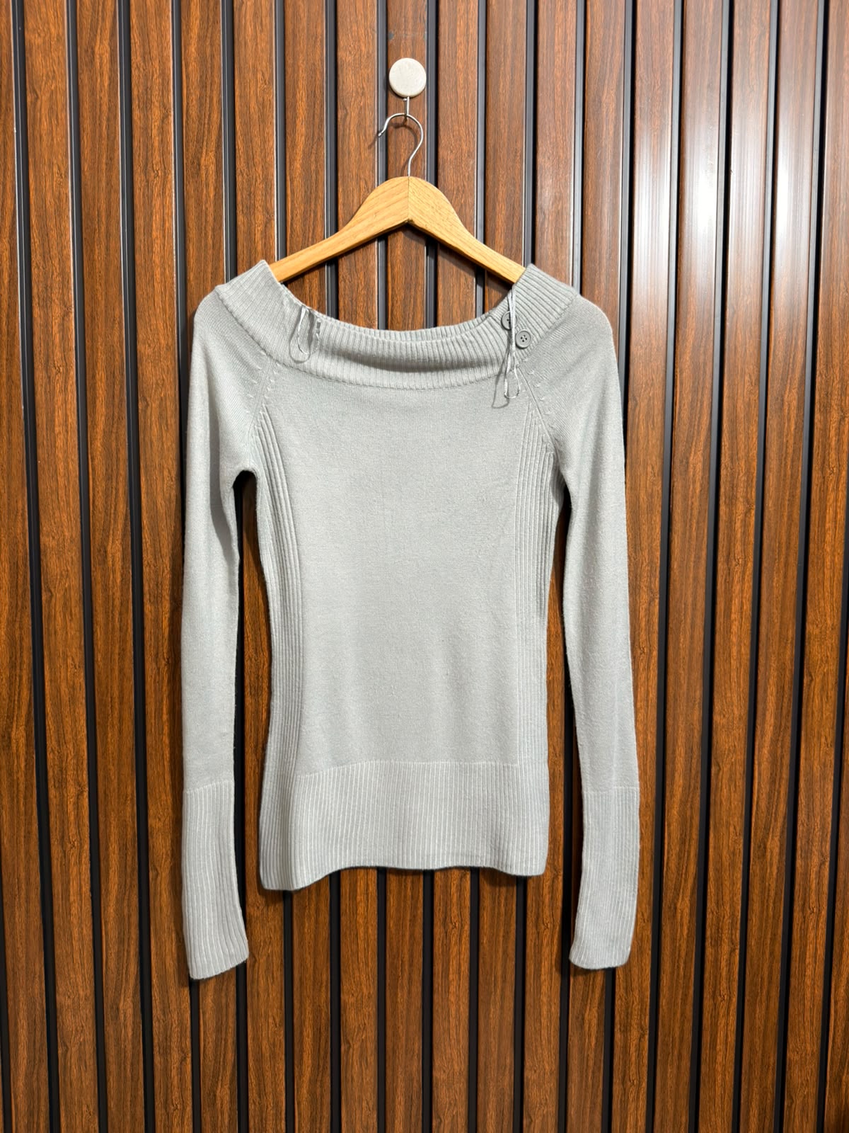 Chest 17  Lenght 25 Ladies Casual Winter Top