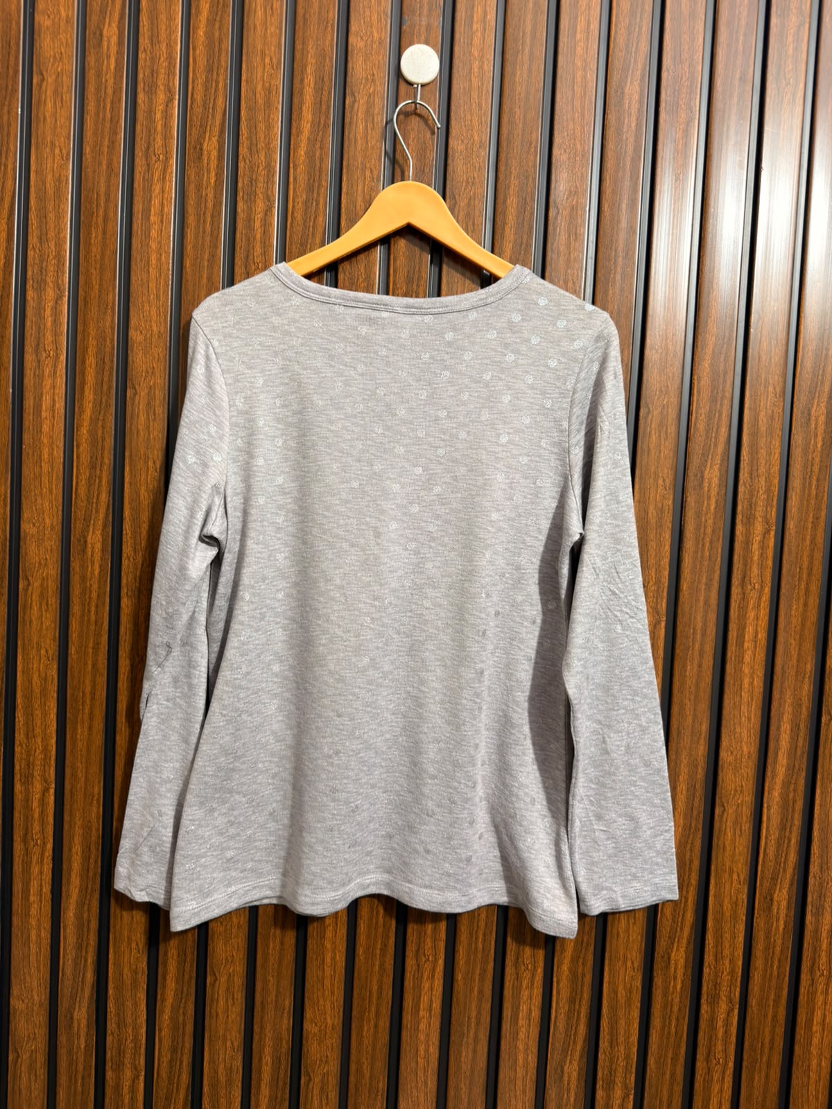 Chest 19  Lenght 24 Western Branded Womens Winter Top