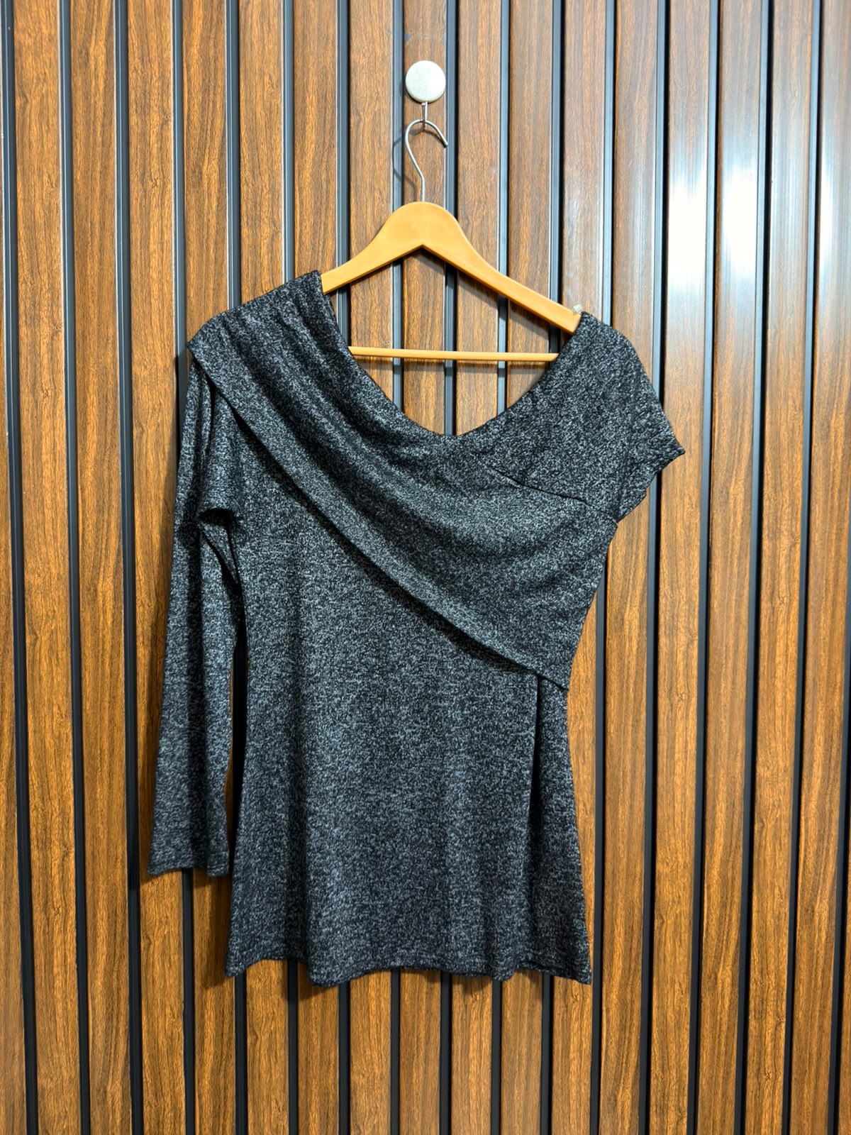 Chest 19  Lenght 25 Branded Womens Casual Top