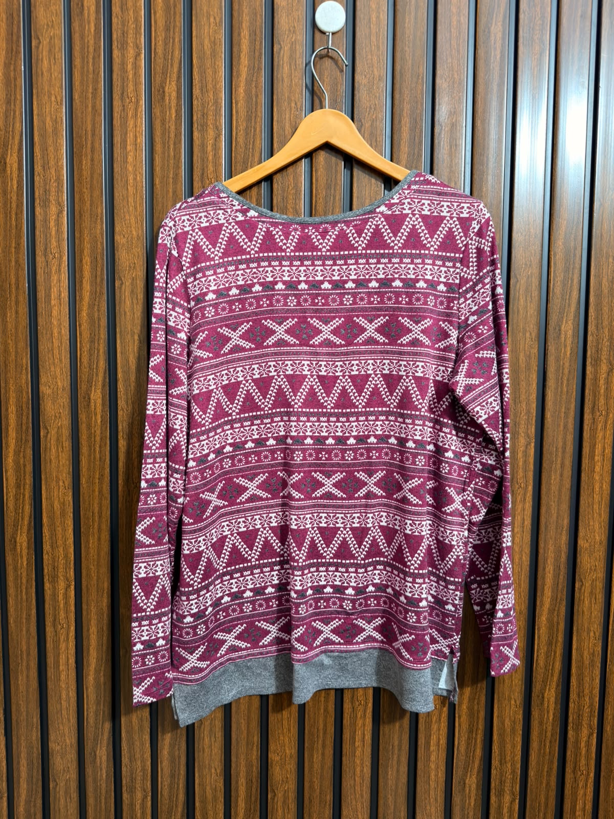 Chest 21  Lenght 26 Western Classic Winter Top