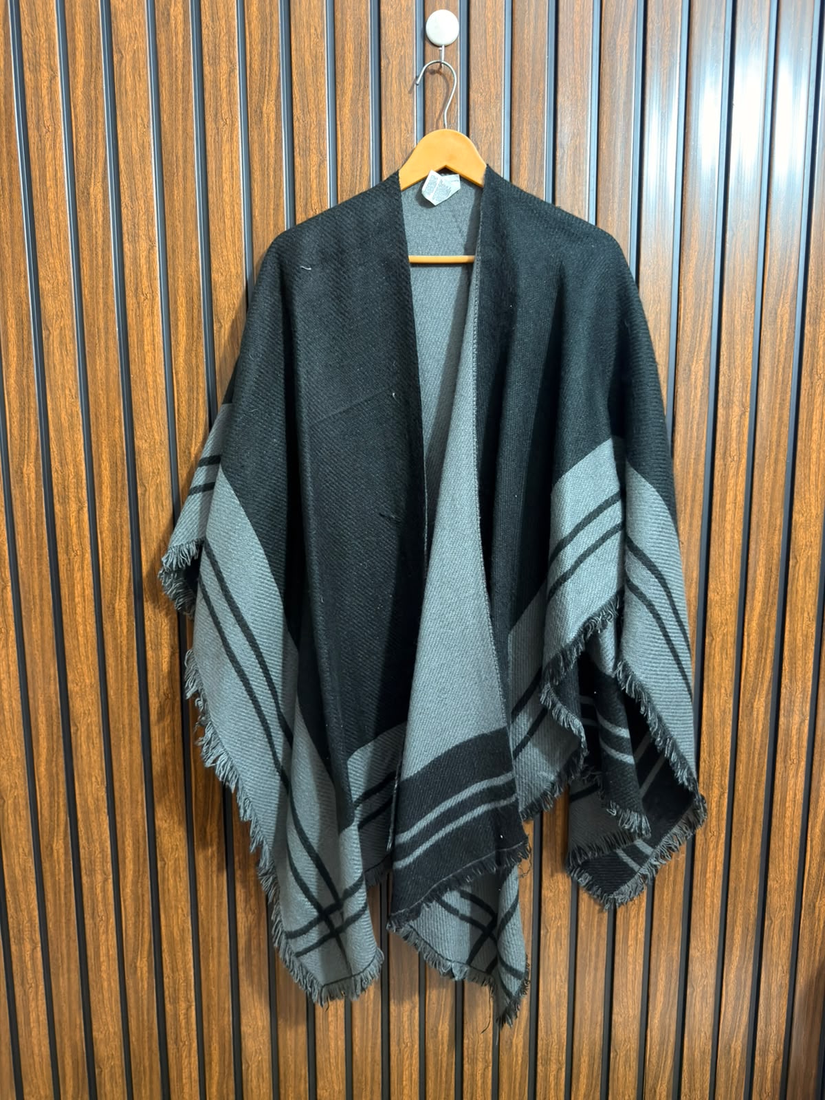 Western Shawls